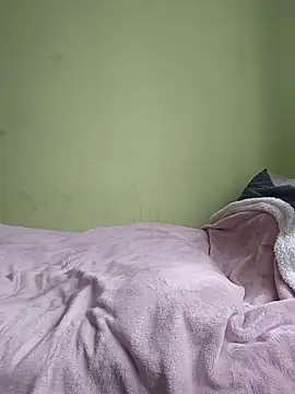 Snapshot of niesmialy39oon chatting on 10-21-25, 02:07 niesmialy39oon online show from 10-21-25, 02:07