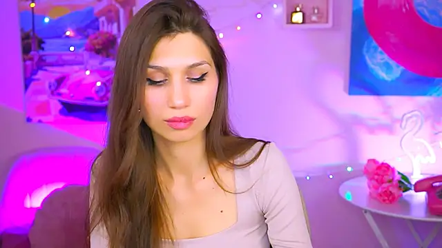 MollyPerry online show from 12-18-24, 10:13