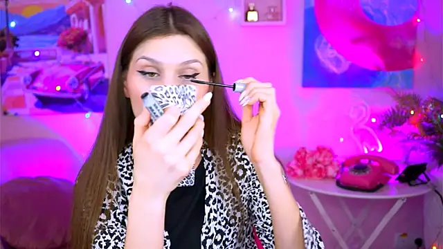 MollyPerry online show from 01-15-25, 04:11