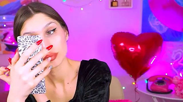 MollyPerry online show from 02-19-25, 10:20