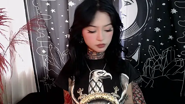 Isabella  dark online show from 01-30-25, 08:21