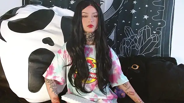 Isabella  dark online show from 10-20-25, 09:04