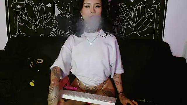 Isabella  dark online show from 10-28-25, 03:10