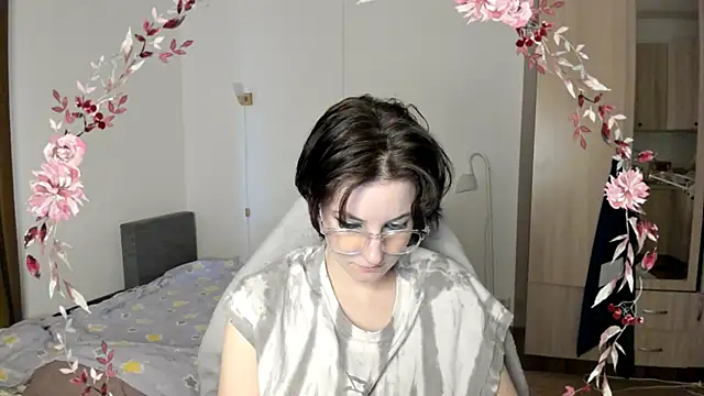 Bridget fitness online show from 03-12-25, 01:30