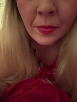 Snapshot of xxcurvyjessiexx chatting on 01-28-25, 08:36 xxcurvyjessiexx online show from 01-28-25, 08:36