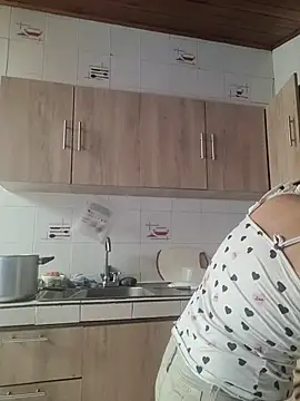 NATALIA MAGICK online show from 10-28-25, 05:04