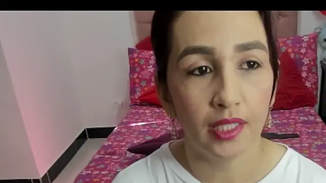 Karoline Moore online show from 02-20-25, 09:20