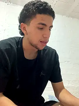 ever10183 online show from 12-17-25, 02:39