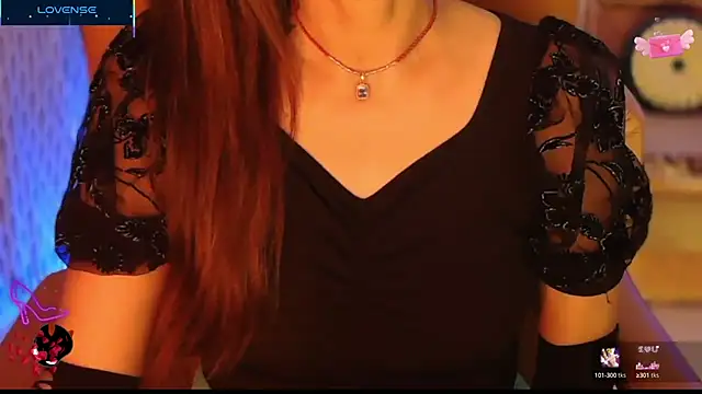 Snapshot of _Blue_Ruubyy_ chatting on 10-16-25, 02:07 Blue Ruubyy online show from 10-16-25, 02:07