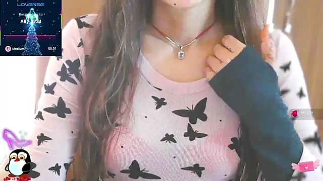 Snapshot of _Blue_Ruubyy_ chatting on 10-26-25, 11:27 Blue Ruubyy online show from 10-26-25, 11:27