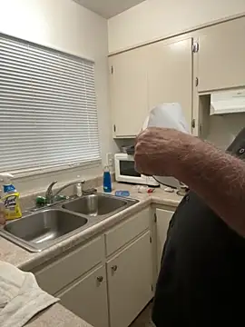 Drummajor online show from 10-31-25, 12:33