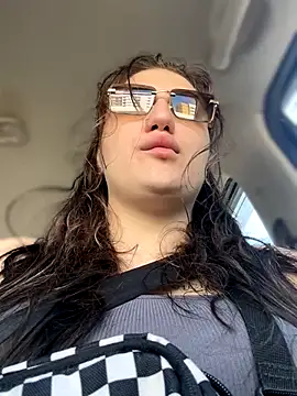 Snapshot of JessiMur chatting on 11-14-25, 04:11 JessiMur online show from 11-14-25, 04:11