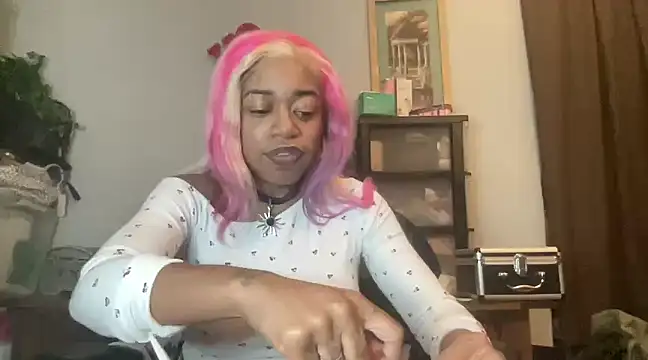 Snapshot of MommyConfident chatting on 03-08-25, 03:39 MommyConfident online show from 03-08-25, 03:39