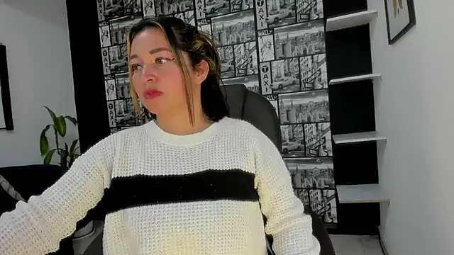 Devil Sara online show from 02-11-25, 07:38