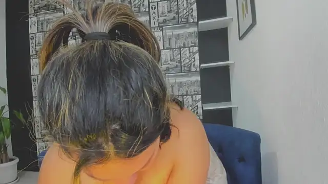 Devil Sara online show from 02-12-25, 01:41