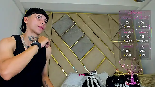 Snapshot of AmberAdams_ chatting on 10-24-25, 04:47 AmberAdams online show from 10-24-25, 04:47