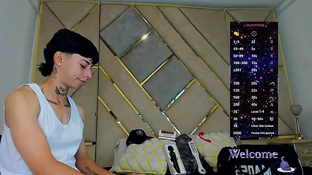 Snapshot of AmberAdams_ chatting on 11-04-25, 02:38 AmberAdams online show from 11-04-25, 02:38