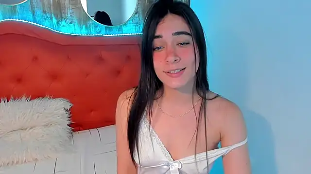 Emma Sophia2 online show from 01-03-25, 09:15