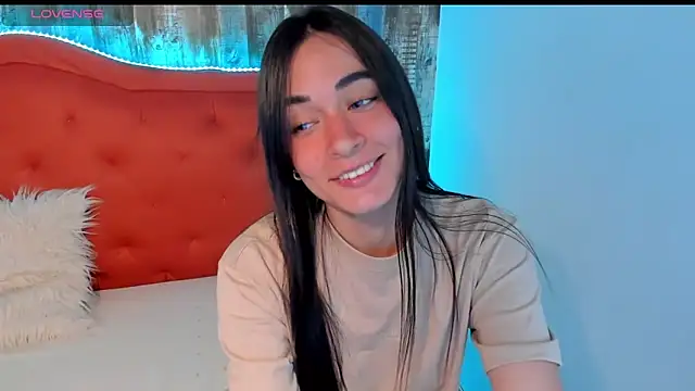 Emma Sophia2 online show from 02-11-25, 07:44