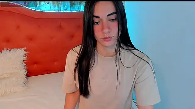 Emma Sophia2 online show from 02-11-25, 10:48
