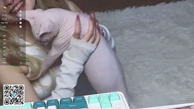 Snapshot of mybunnywendy chatting on 03-01-25, 09:04 mybunnywendy online show from 03-01-25, 09:04