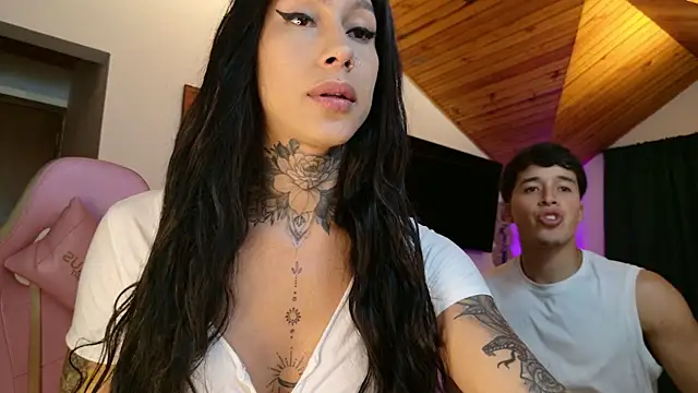 Snapshot of Juana_777 chatting on 10-04-25, 05:27 Juana 777 online show from 10-04-25, 05:27