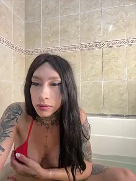 Snapshot of Juana_777 chatting on 11-20-25, 08:03 Juana 777 online show from 11-20-25, 08:03