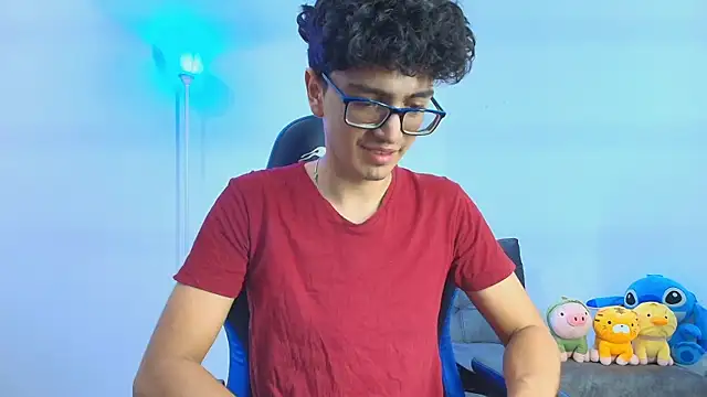 TylerWhite  online show from 10-26-25, 06:36