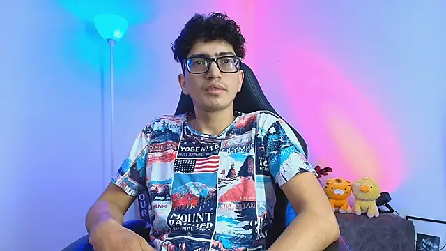 TylerWhite  online show from 12-18-25, 06:41