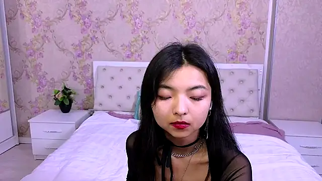 Shy Kira online show from 12-03-24, 03:33