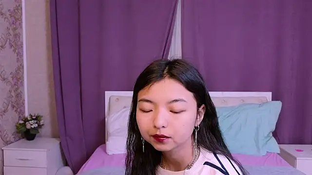 Shy Kira online show from 02-20-25, 12:25