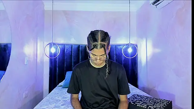 Maxim-Walker online show from 11-04-25, 03:05