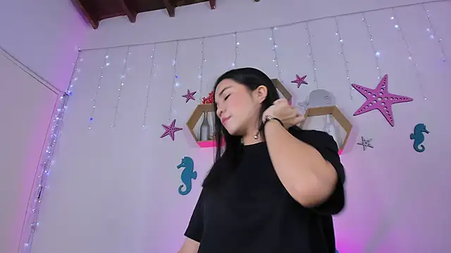 Emiily Parkerr online show from 12-10-24, 03:09