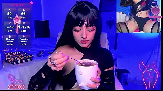 HollyDominic online show from 12-07-24, 04:58