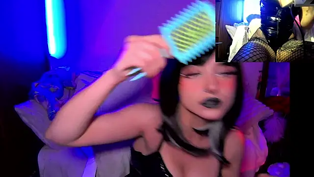 HollyDominic online show from 10-27-25, 11:20