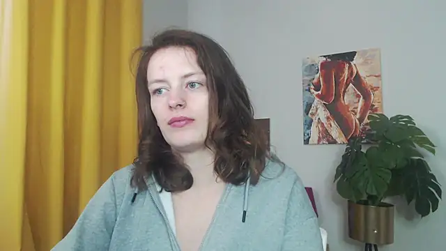 juicyNadine online show from 10-18-25, 07:20