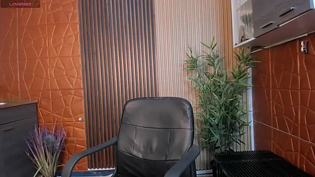 paulina sweett  online show from 01-07-25, 11:05
