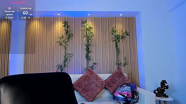 Snapshot of paulina_sweett_ chatting on 01-09-26, 11:02 paulina sweett online show from 01-09-26, 11:02