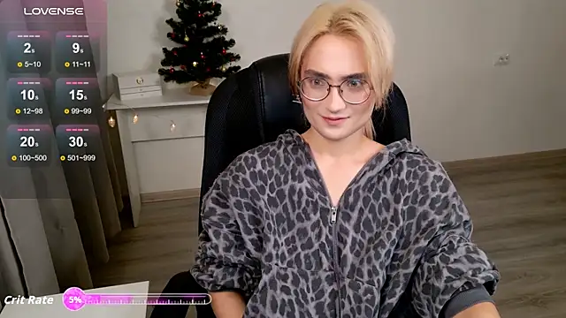 CuteYukiKun online show from 12-04-25, 05:21