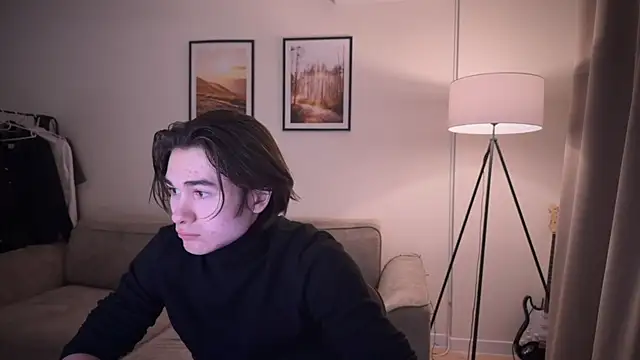 MarkusDean online show from 01-15-25, 04:32