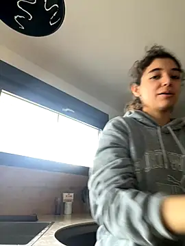 Snapshot of uniquerossie chatting on 11-10-25, 10:03 uniquerossie online show from 11-10-25, 10:03