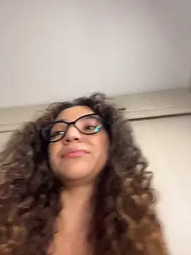 uniquerossie online show from 01-19-26, 07:56