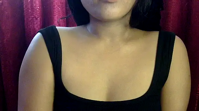 Snapshot of charming_karishma chatting on 10-17-25, 07:44 charming karishma online show from 10-17-25, 07:44