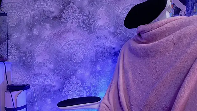 Sheila Hill  online show from 10-20-25, 11:21