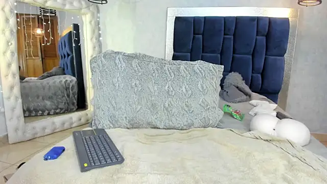 Levy Steve online show from 12-16-25, 08:52