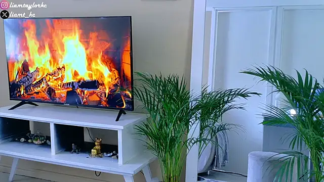 Liam Taylor online show from 01-06-26, 09:29