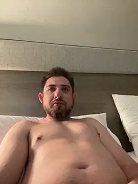 Snapshot of caliguy37 chatting on 02-18-25, 03:31 caliguy37 online show from 02-18-25, 03:31