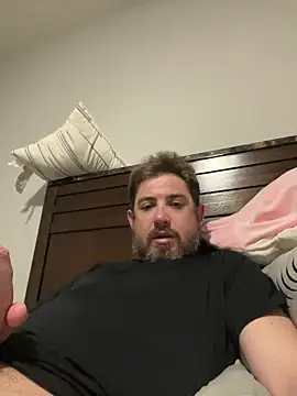 Snapshot of caliguy37 chatting on 02-07-26, 02:48 caliguy37 online show from 02-07-26, 02:48