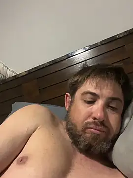 Snapshot of caliguy37 chatting on 02-10-26, 06:28 caliguy37 online show from 02-10-26, 06:28