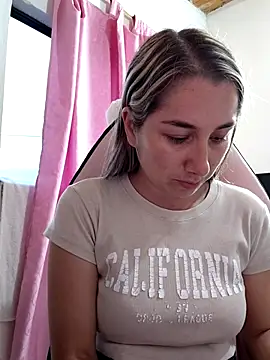 Iris love18 online show from 03-29-26, 11:05